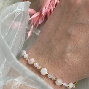 Bransoletka różowa monetka